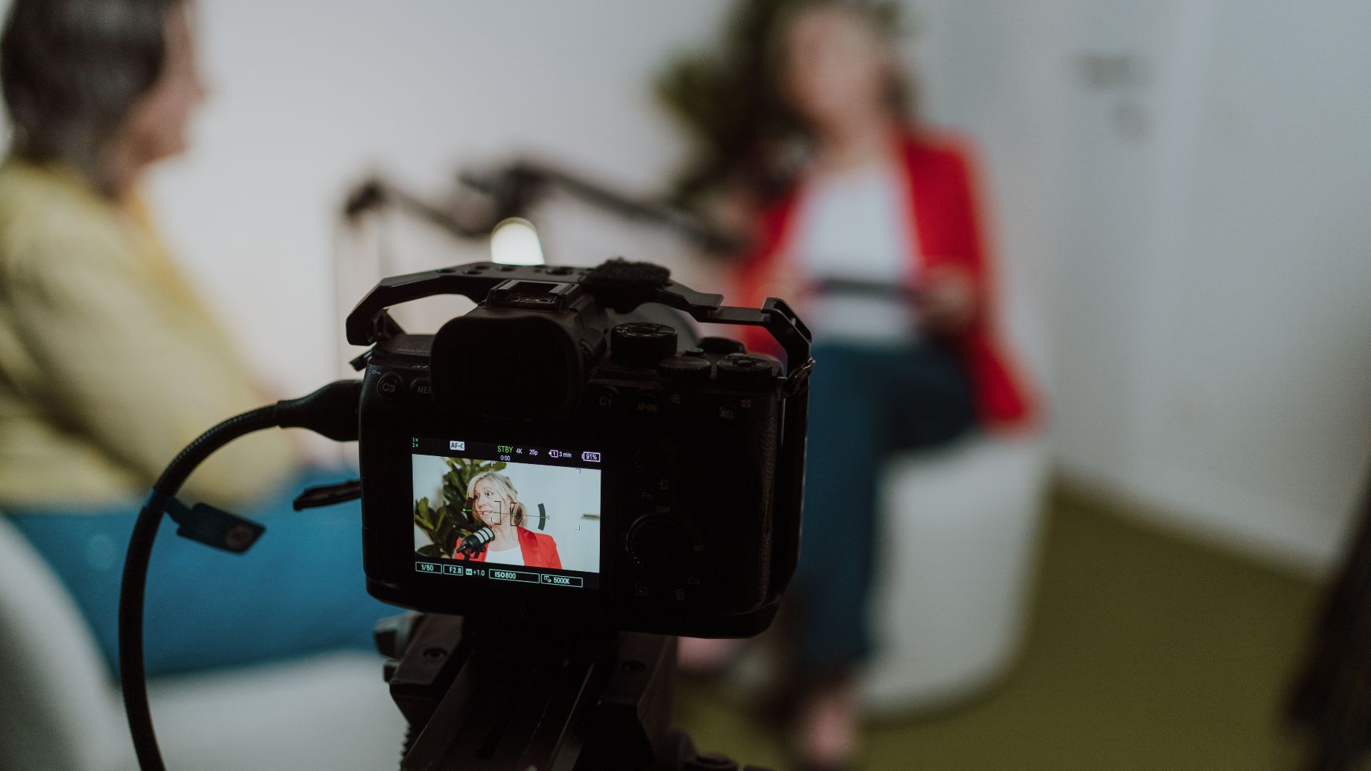 Camera-opname van een podcastgesprek